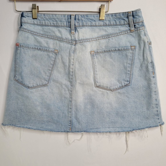 BDG Urban Outfitters Denim Mini Skirt Distressed‎ Raw Hem Button Front XL Boho - Picture 6 of 10